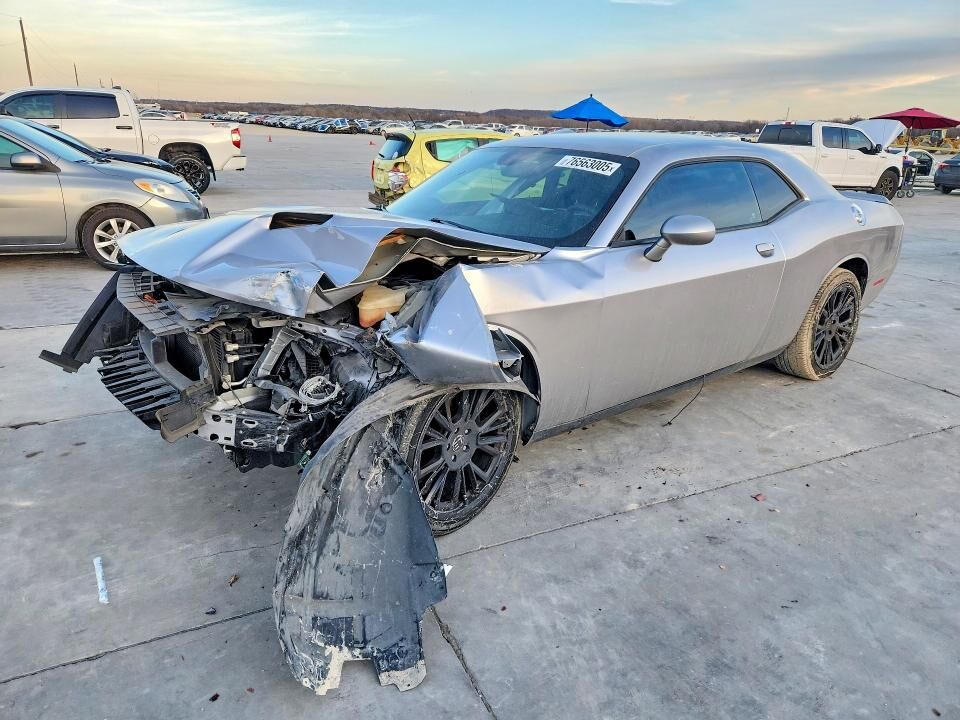 2016 DODGE Challenger