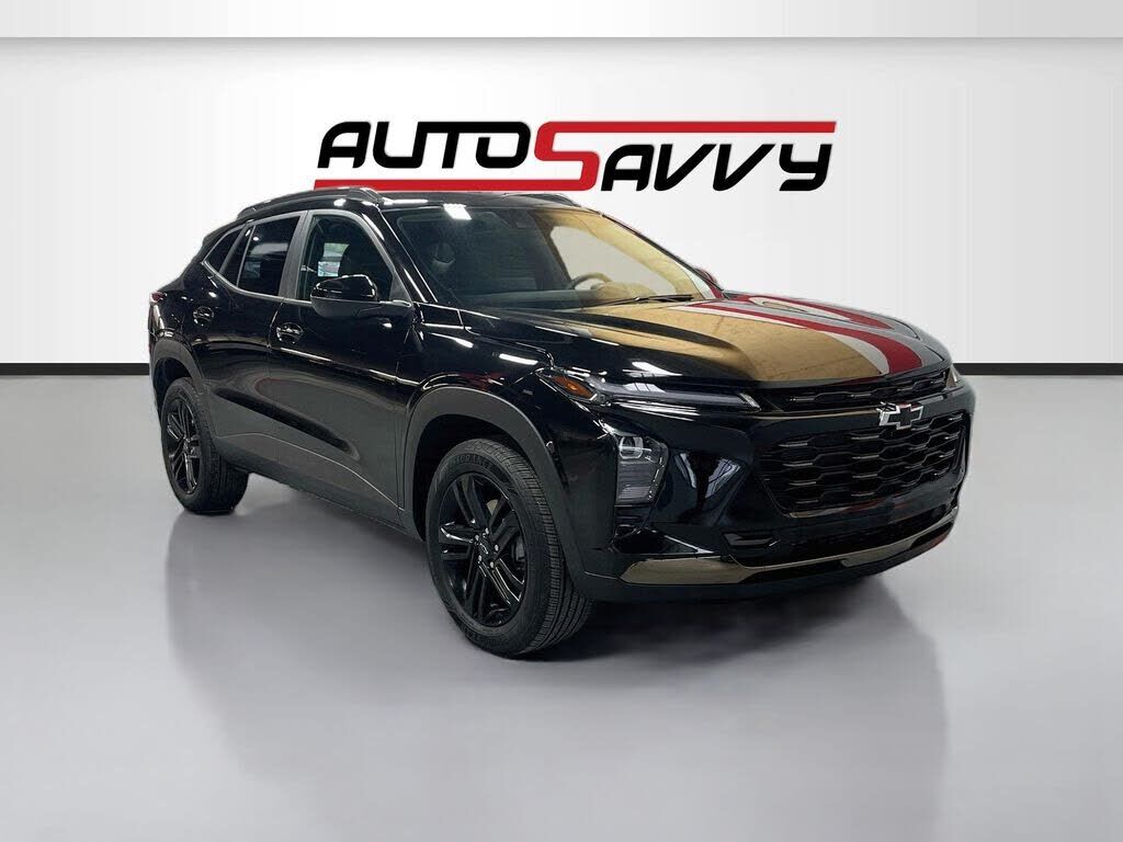 2025 CHEVROLET Trax