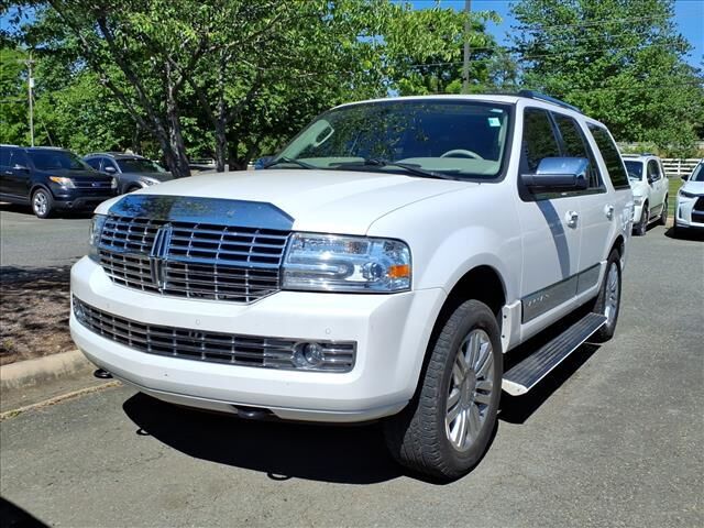 2014 LINCOLN Navigator