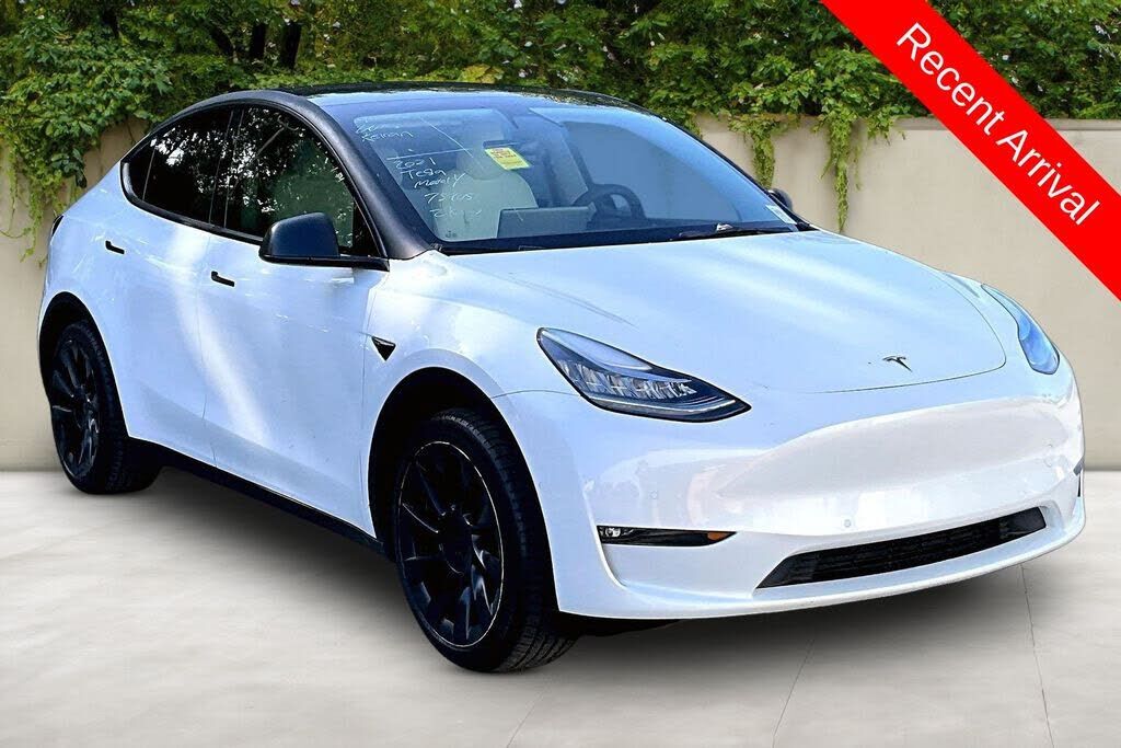 2021 TESLA Model Y