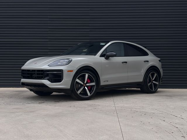 2026 PORSCHE Cayenne
