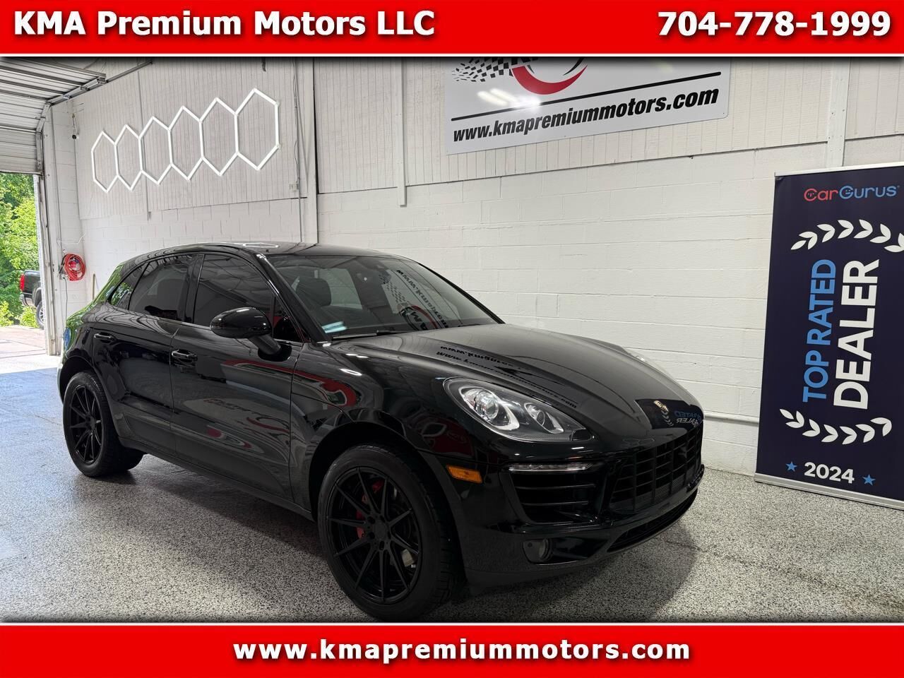 2018 PORSCHE Macan