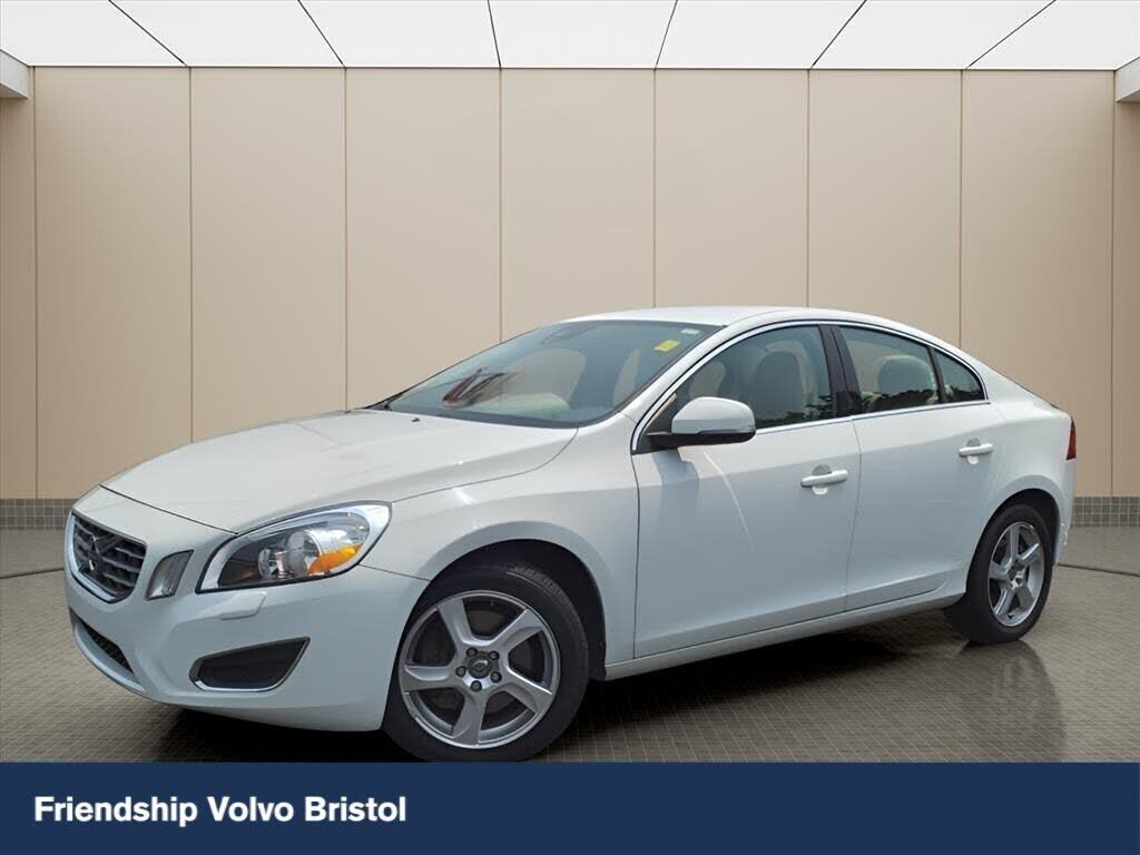 2013 VOLVO S60