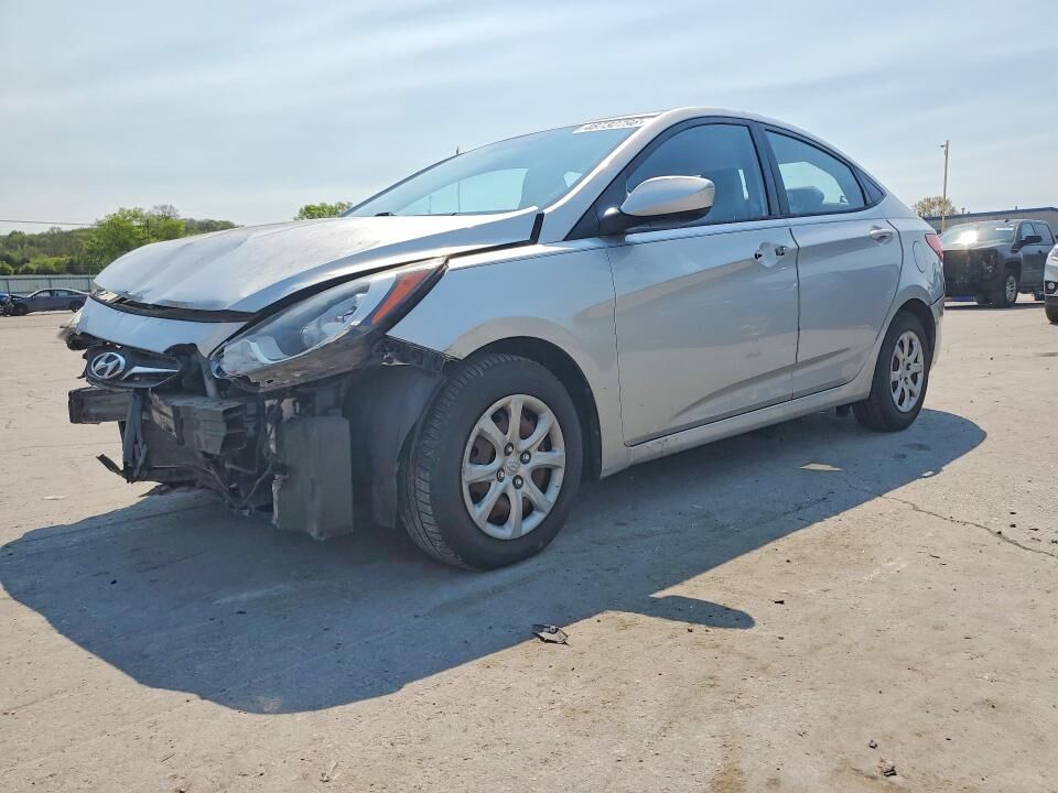 2014 HYUNDAI Accent