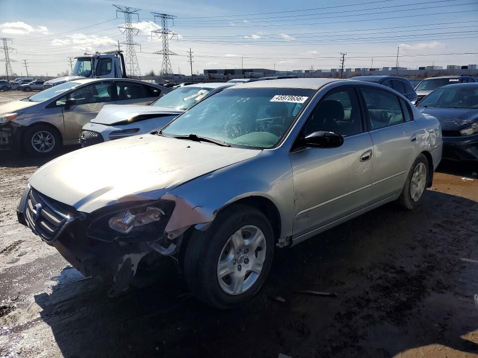 2004 NISSAN Altima