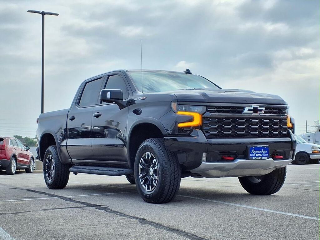 2024 CHEVROLET Silverado