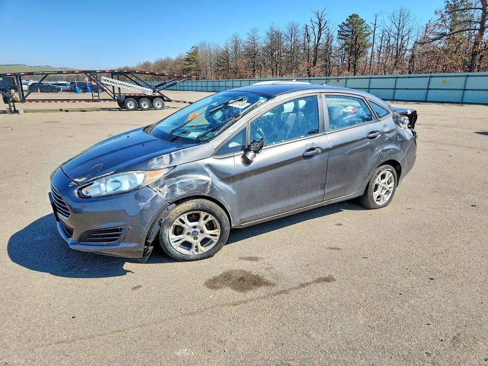 2016 FORD Fiesta
