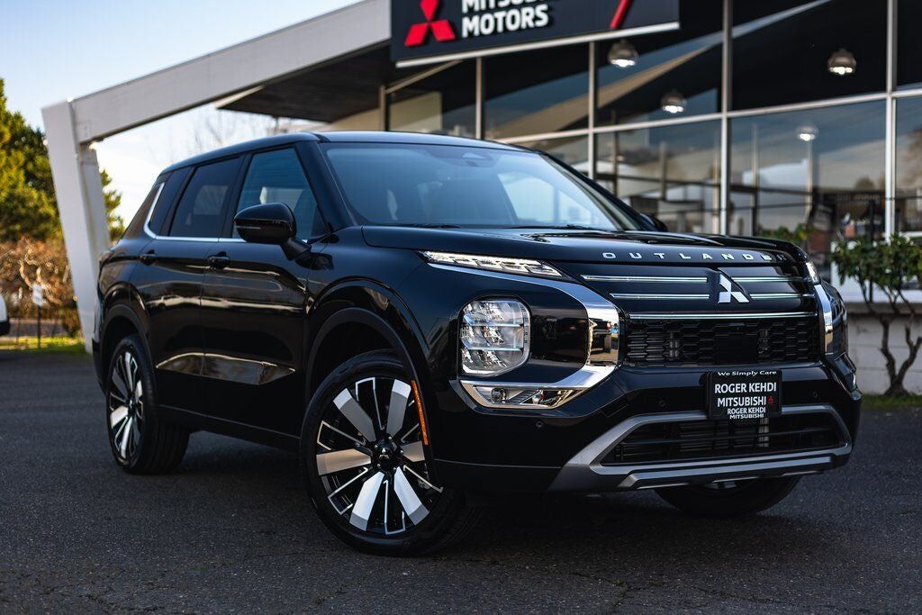 2026 MITSUBISHI Outlander
