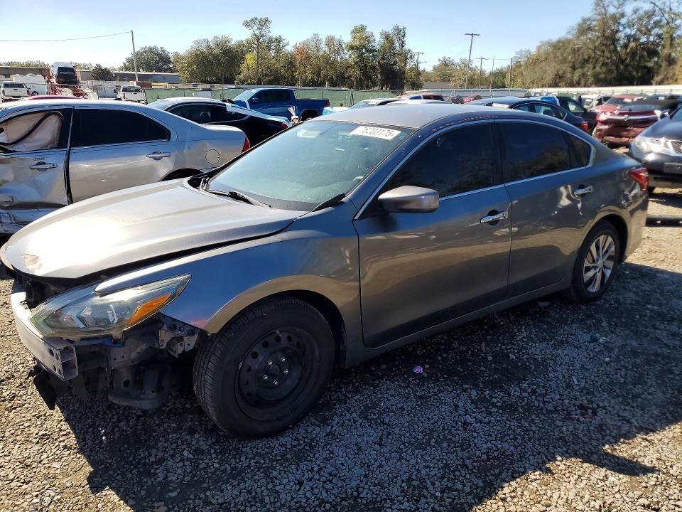 2017 NISSAN Altima