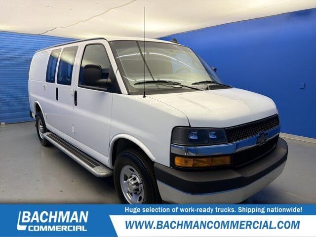 2024 CHEVROLET Express