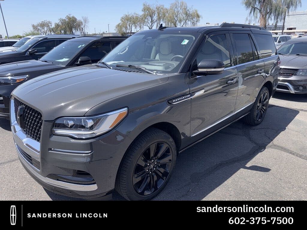 2024 LINCOLN Navigator