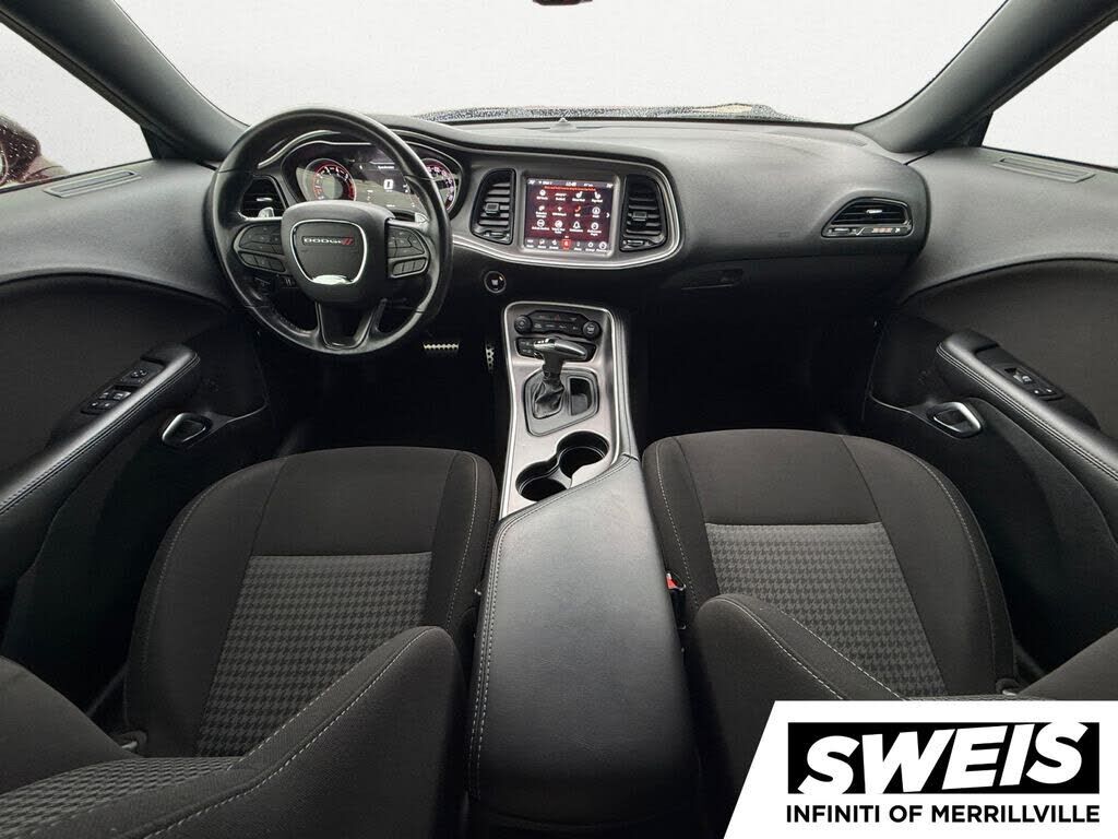 2020 DODGE Challenger