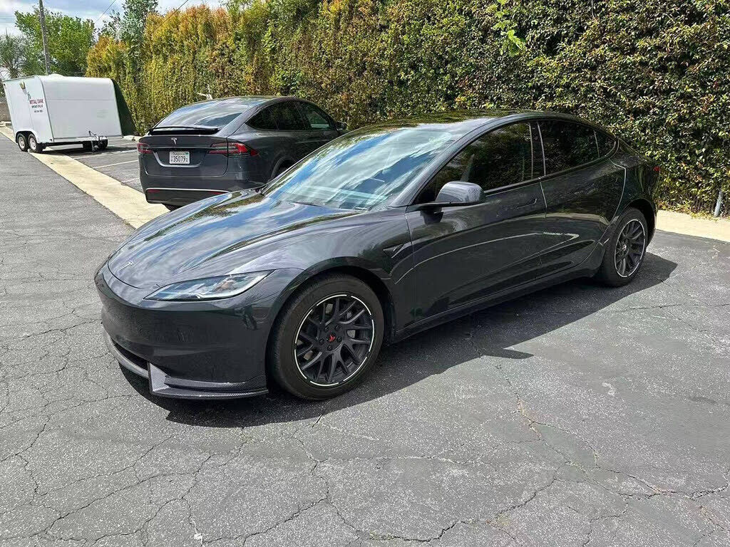 2024 TESLA Model 3
