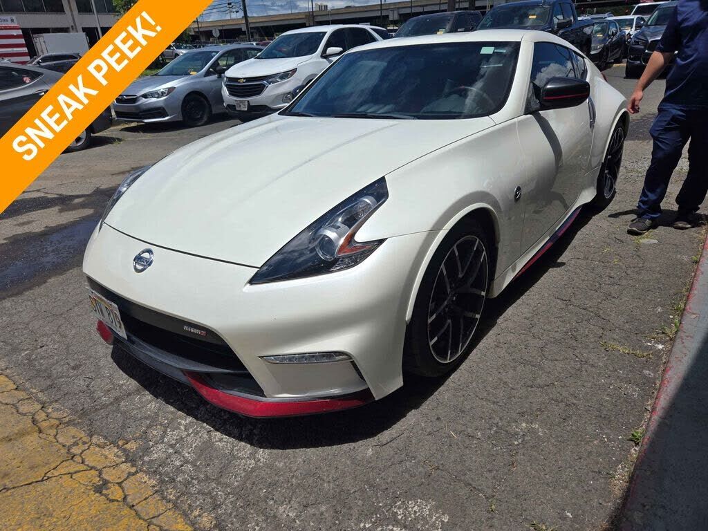 2015 NISSAN 370Z