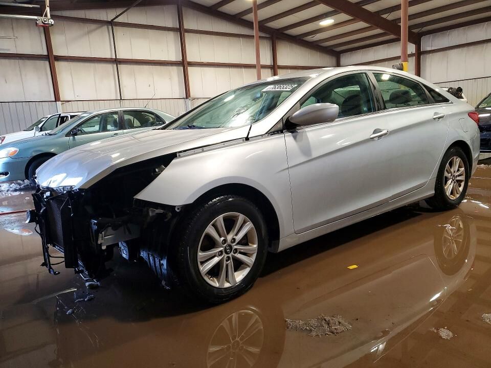 2013 HYUNDAI Sonata