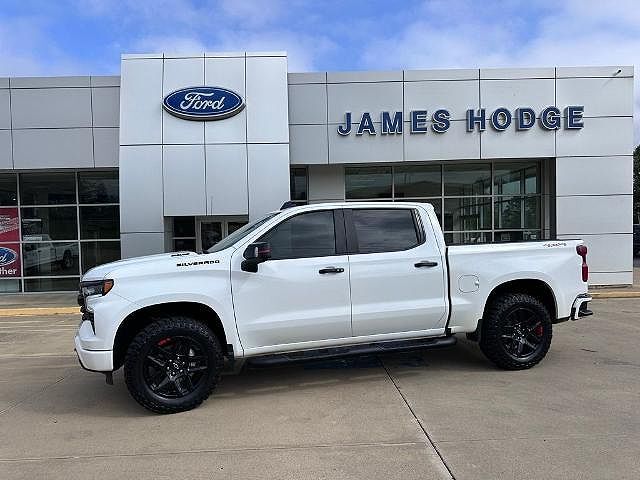 2023 CHEVROLET Silverado