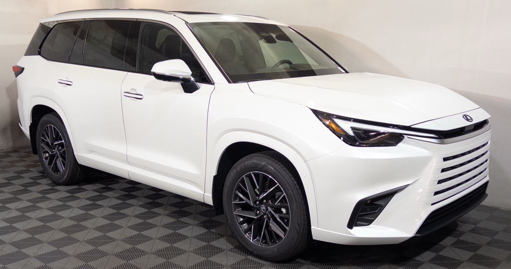 2026 LEXUS TX