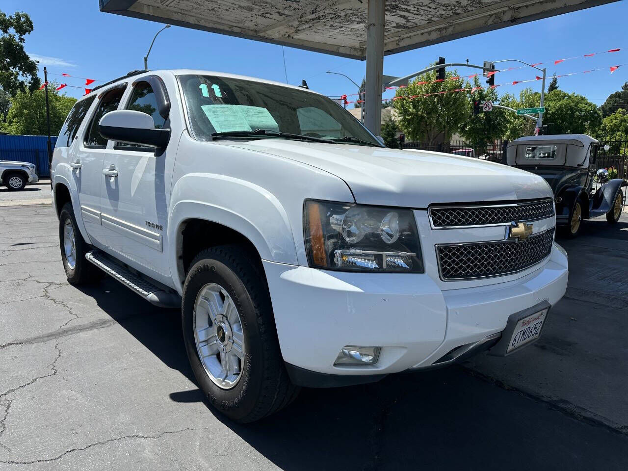 2011 CHEVROLET Tahoe