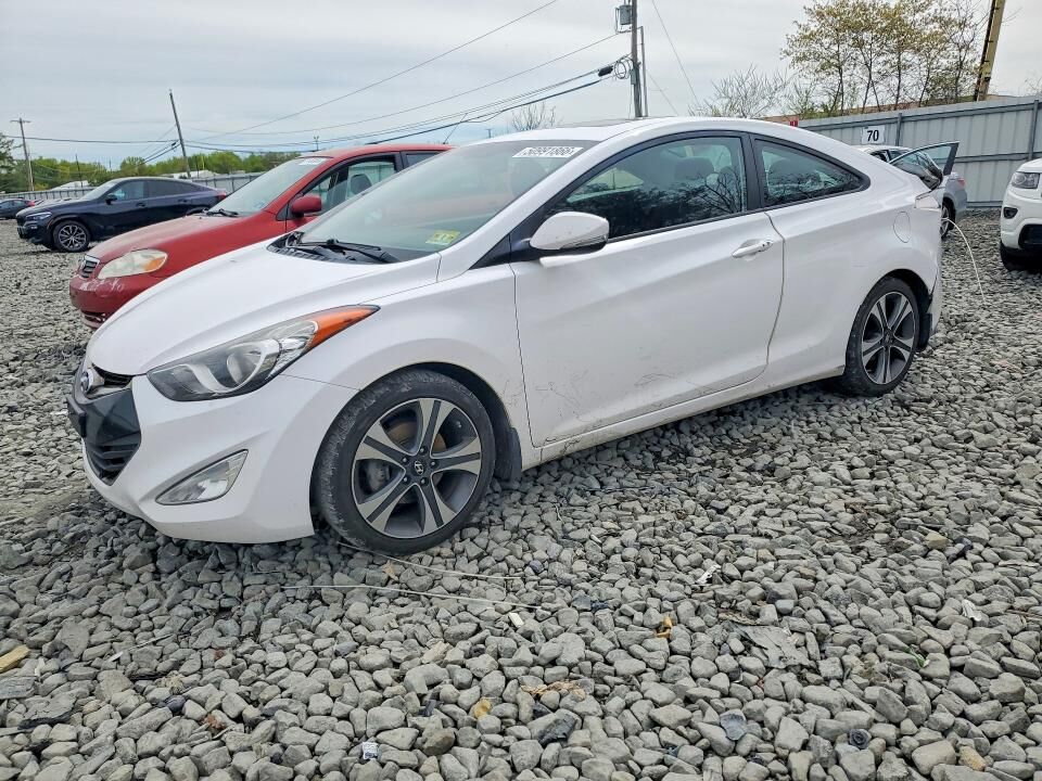 2013 HYUNDAI Elantra