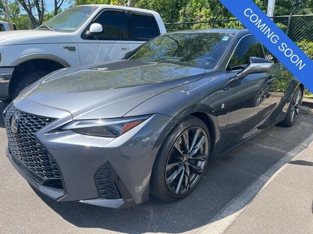 2023 LEXUS IS