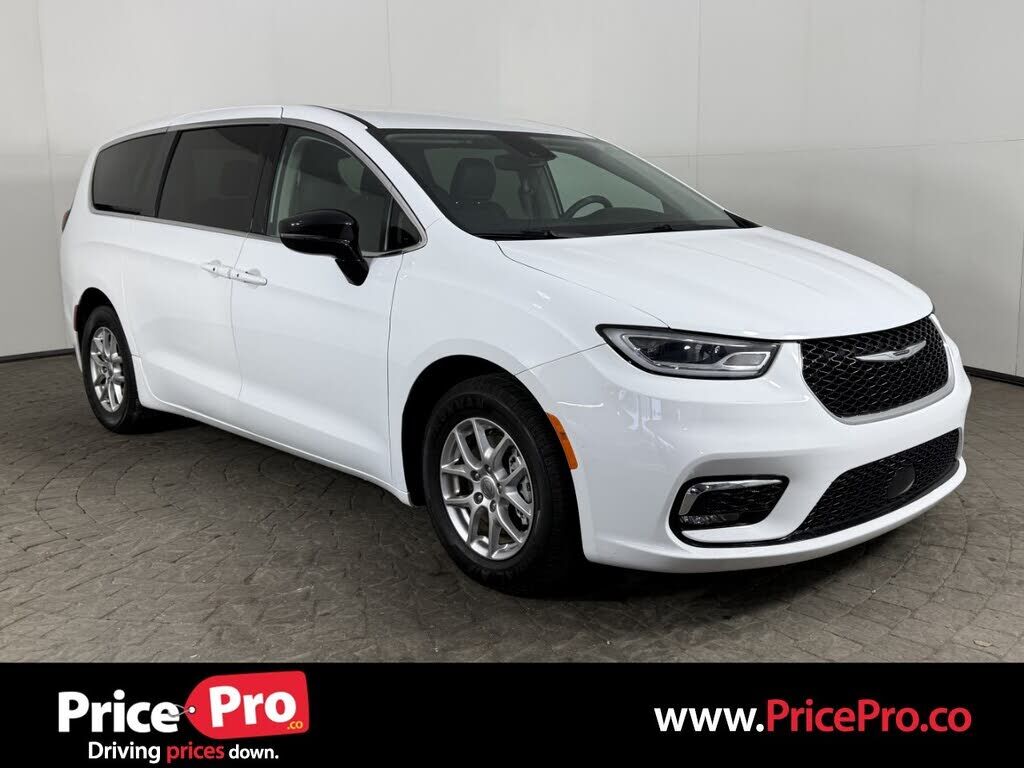 2024 CHRYSLER Pacifica