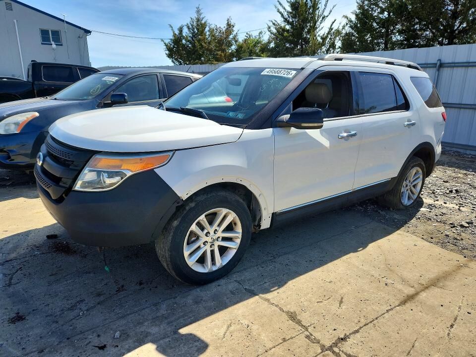 2011 FORD Explorer