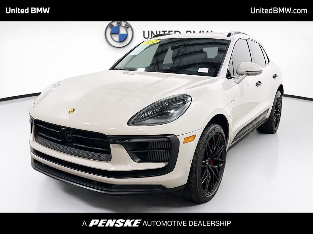 2022 PORSCHE Macan