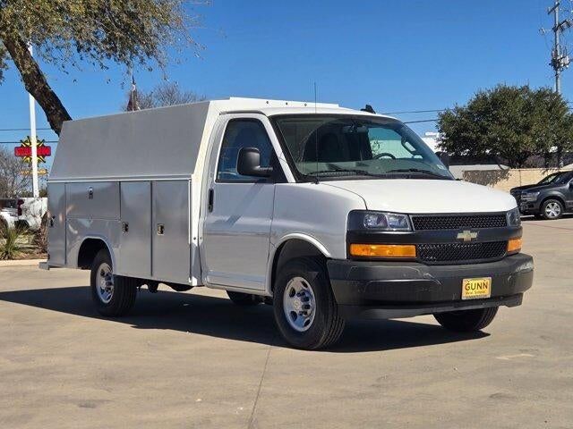 2025 CHEVROLET Express