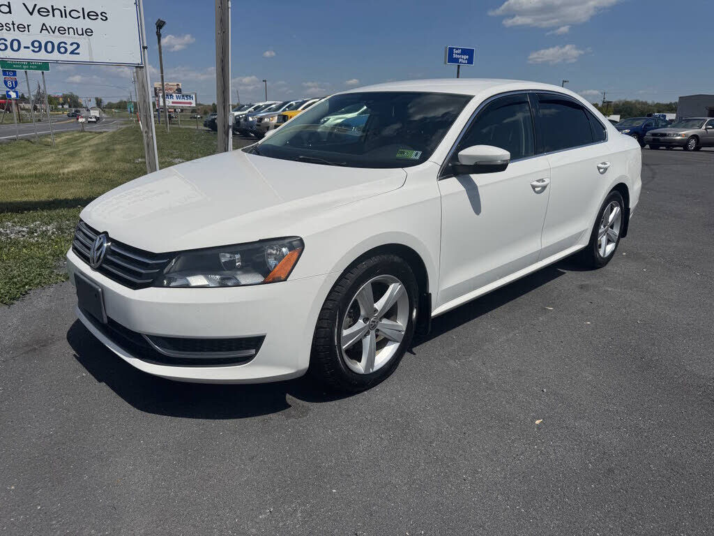 2014 VOLKSWAGEN Passat