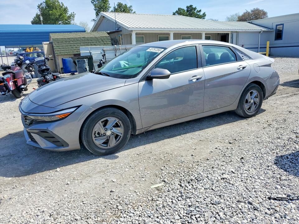 2024 HYUNDAI Elantra
