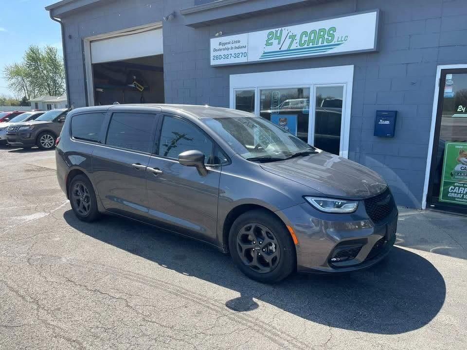 2022 CHRYSLER Pacifica