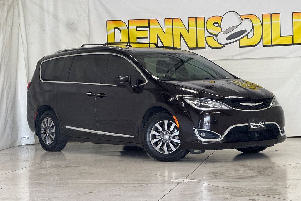 2019 CHRYSLER Pacifica