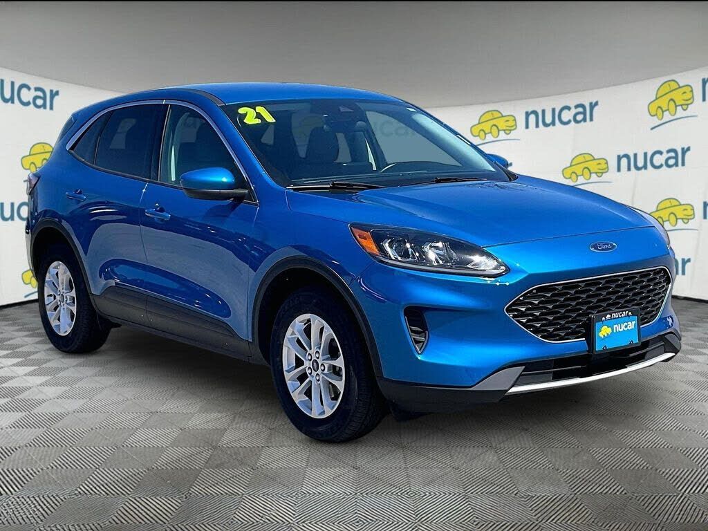 2021 FORD Escape
