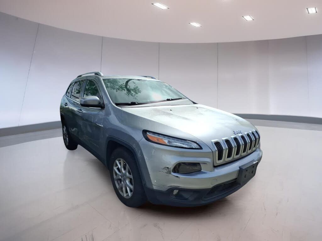 2017 JEEP Cherokee