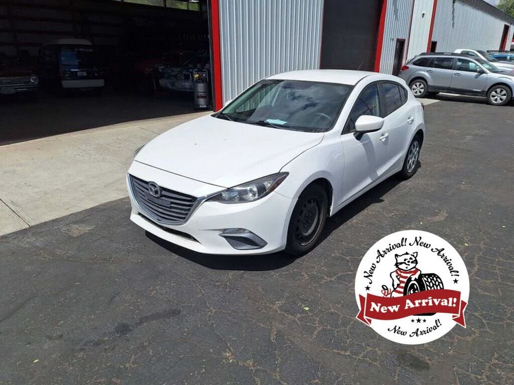 2016 MAZDA Mazda3