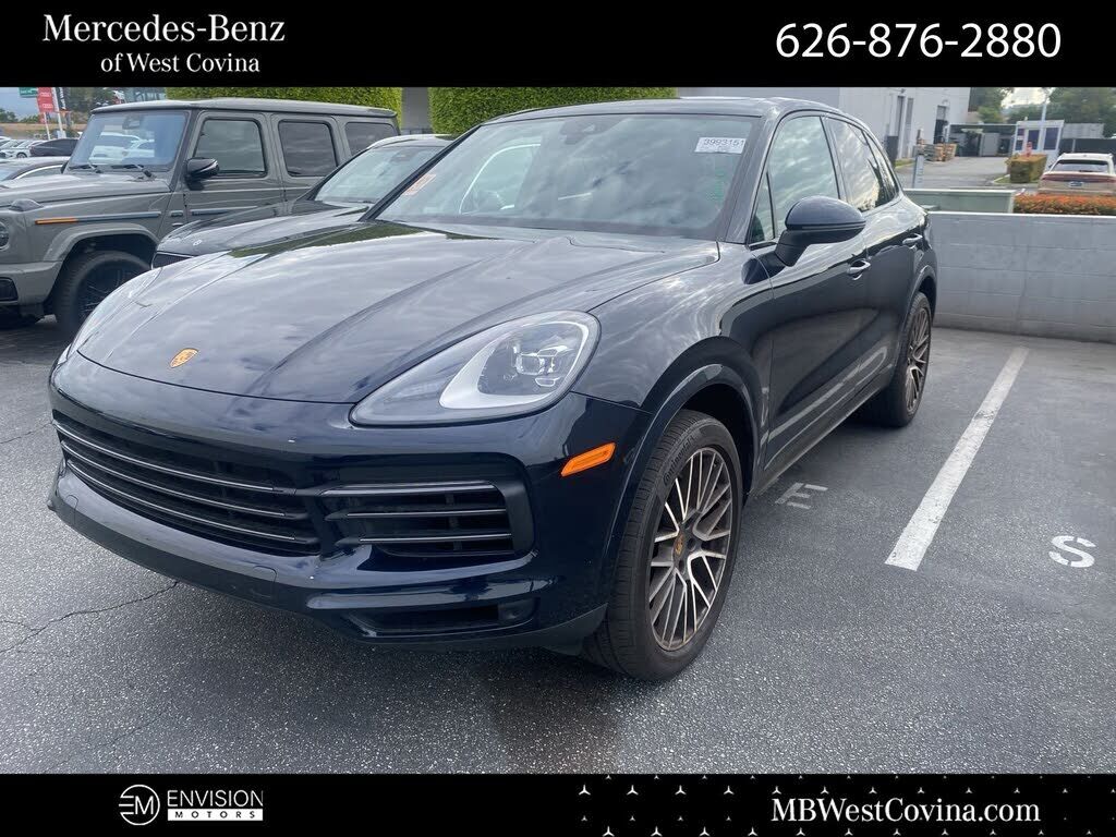 2023 PORSCHE Cayenne