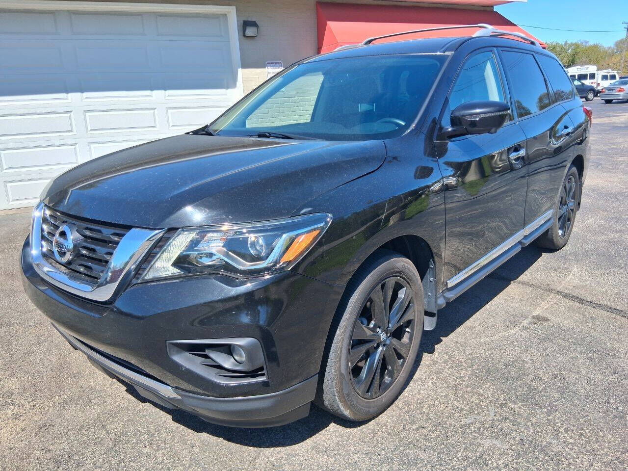 2020 NISSAN Pathfinder