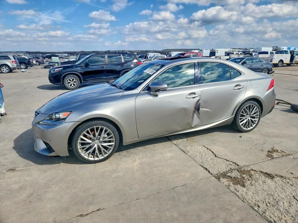 2015 LEXUS IS