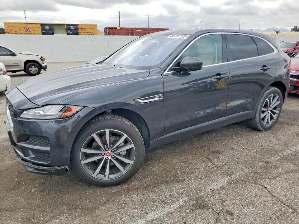 2017 JAGUAR F-Pace