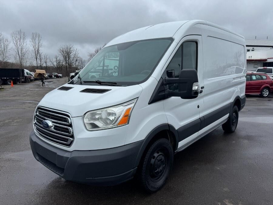 2015 FORD Transit