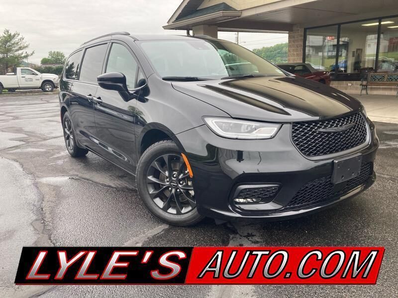 2021 CHRYSLER Pacifica