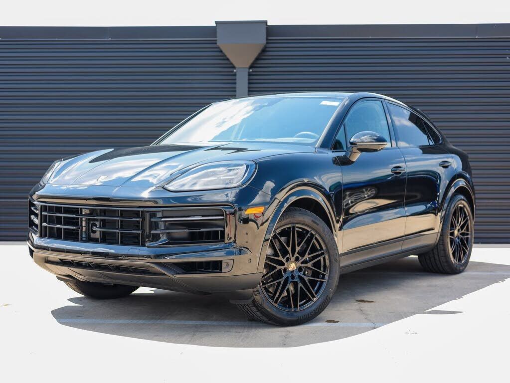 2026 PORSCHE Cayenne