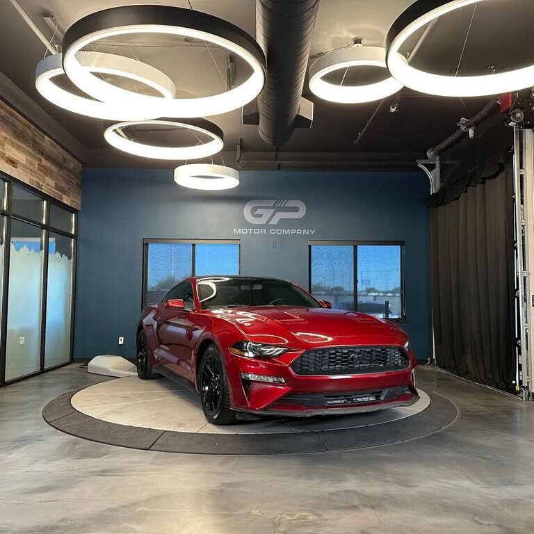 2019 FORD Mustang