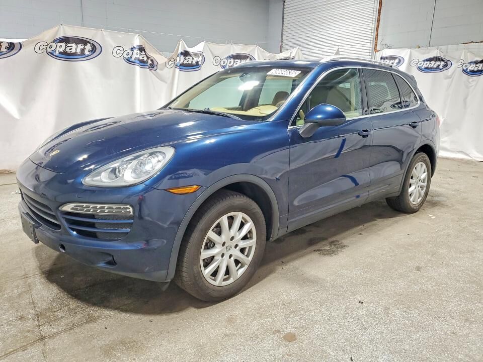 2014 PORSCHE Cayenne