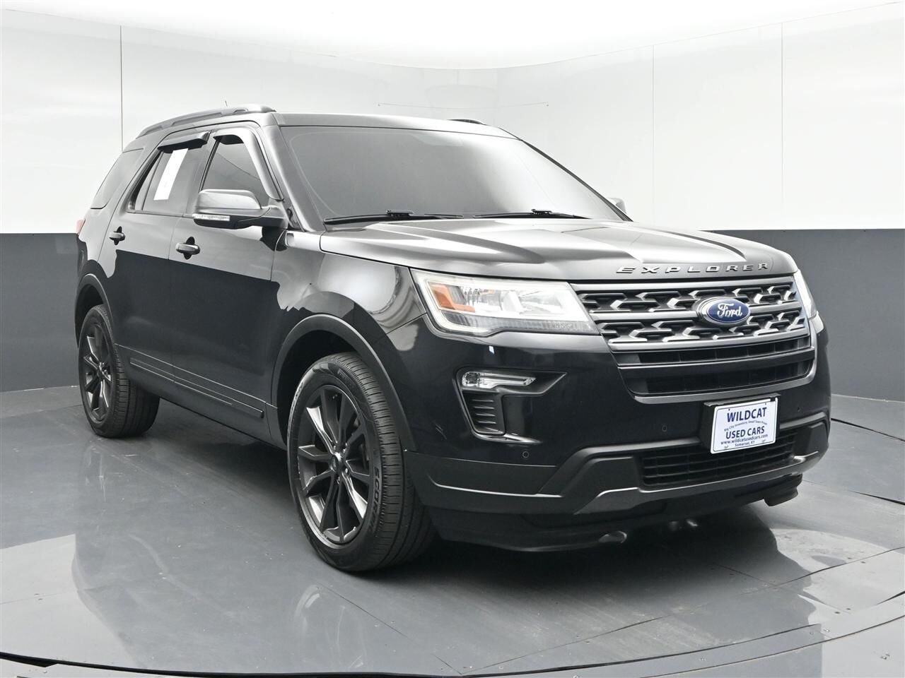 2019 FORD Explorer