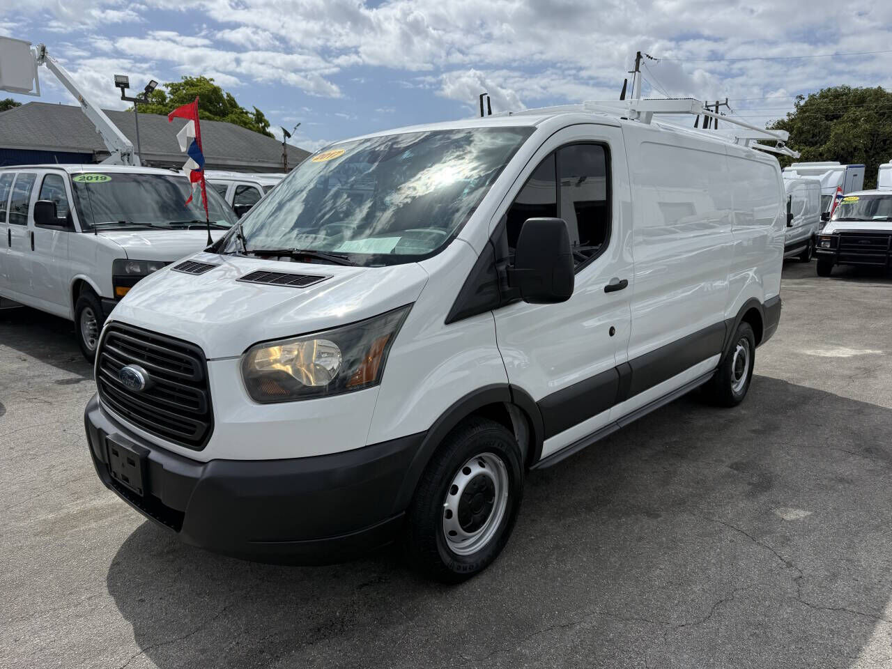 2017 FORD Transit