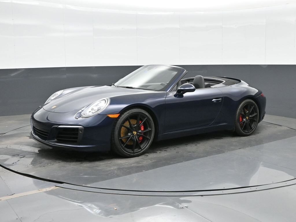 2017 PORSCHE 911