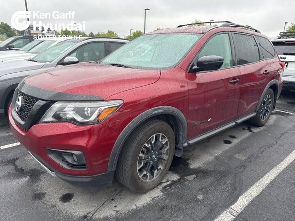 2020 NISSAN Pathfinder