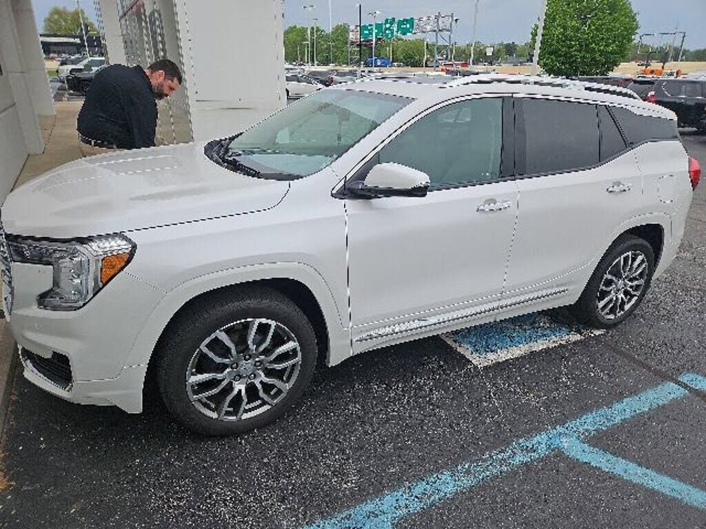 2023 GMC Terrain