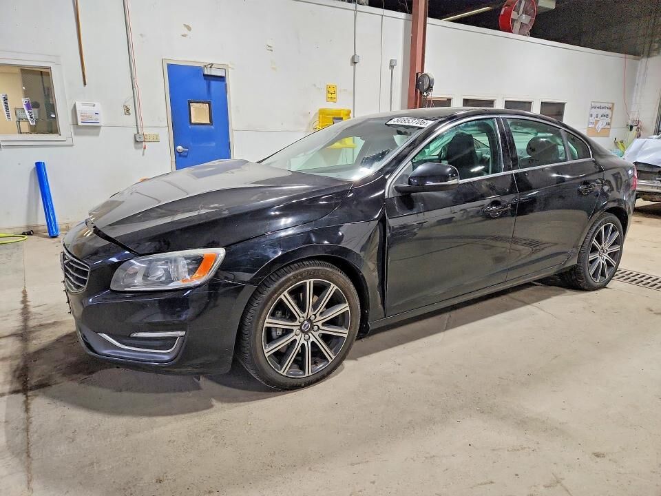 2017 VOLVO S60
